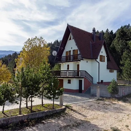 Vila Marija *